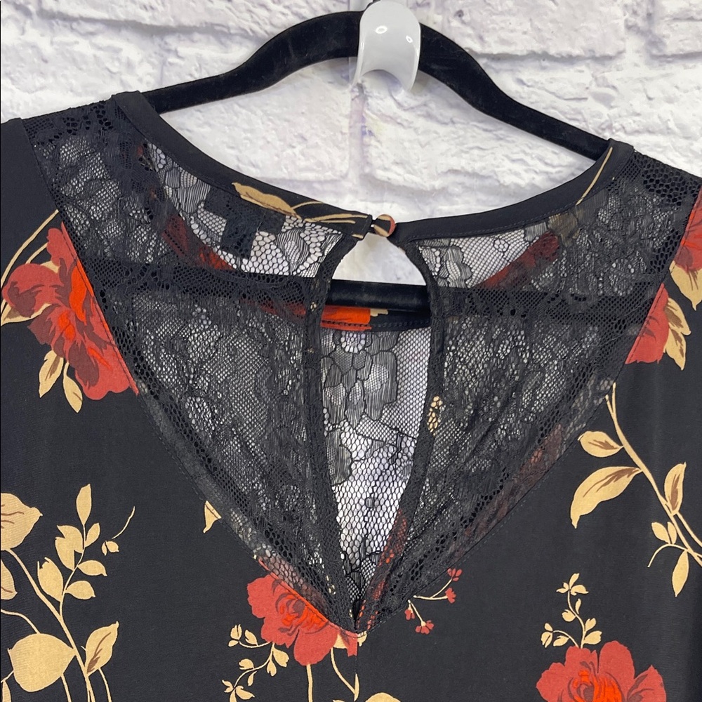 Torrid Floral Asymmetrical Hem Dress short sleeve boho size 3 - Picture 14 of 14